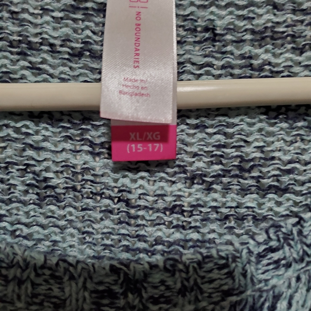Long sweater - Picture 2 of 2